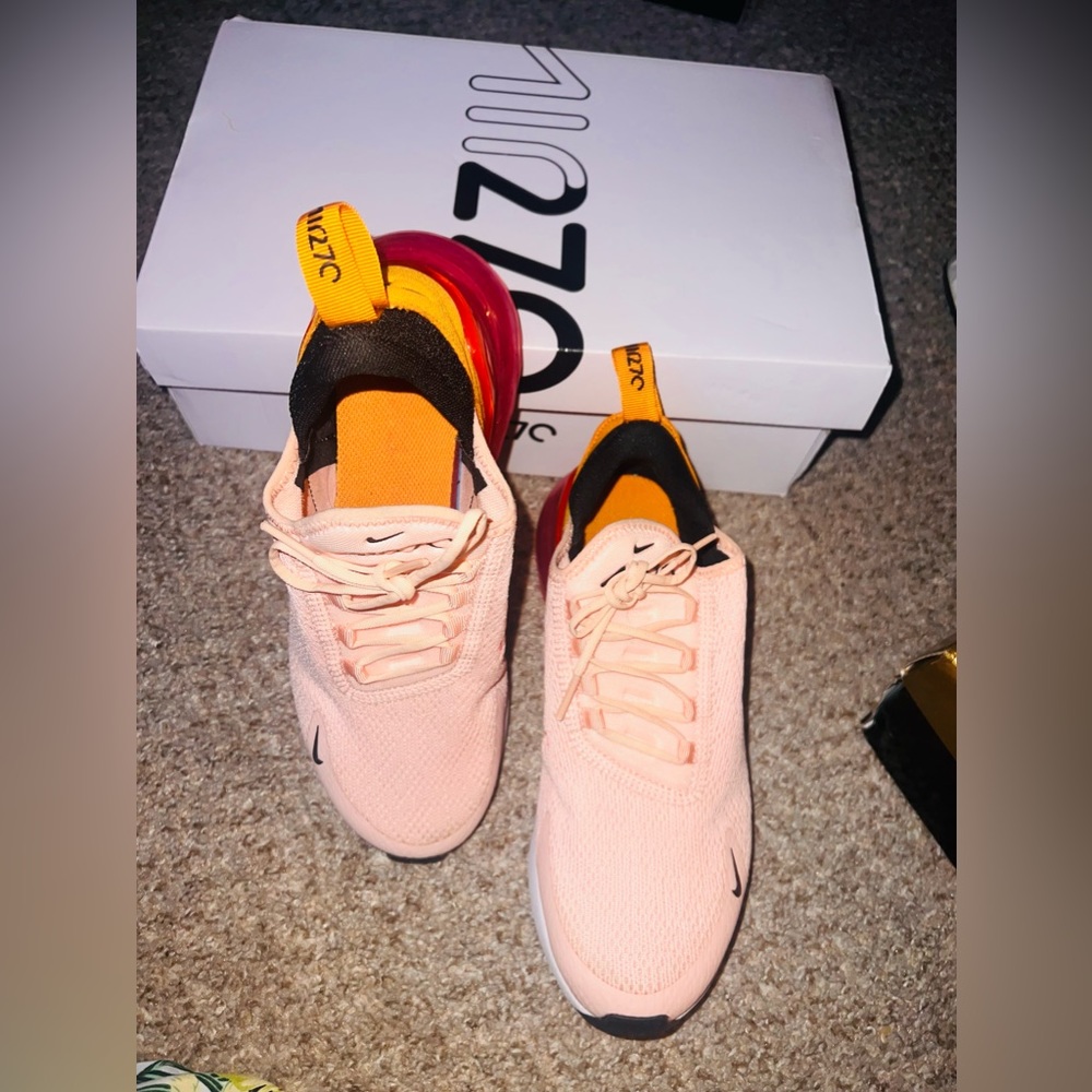 Nike air 270